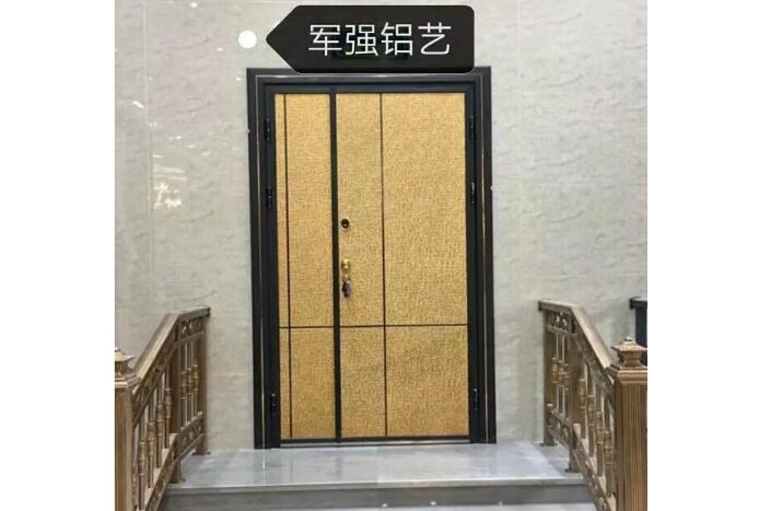 軍強(qiáng)鑄鋁門款式獨(dú)特你值得選擇! 軍強(qiáng)鑄鋁門款式獨(dú)特你值得選擇!